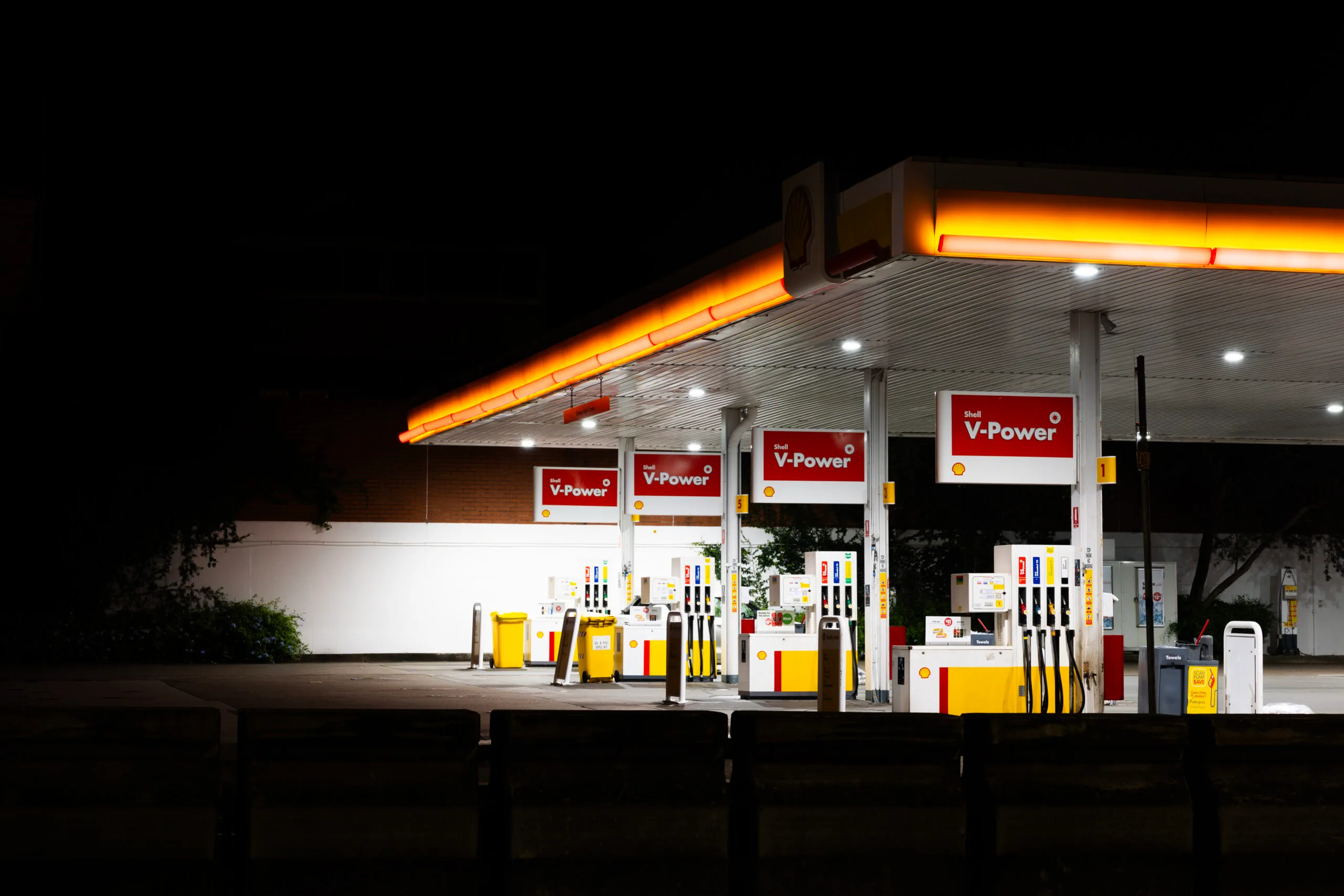 australian fuel prices service station