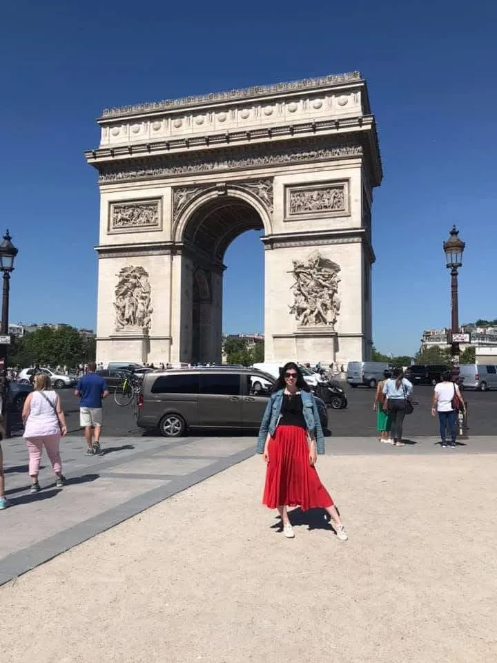 Briannah Devlin in Paris 