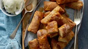 These Banana Spring Rolls with Coconut Caramel Sauce are to die for