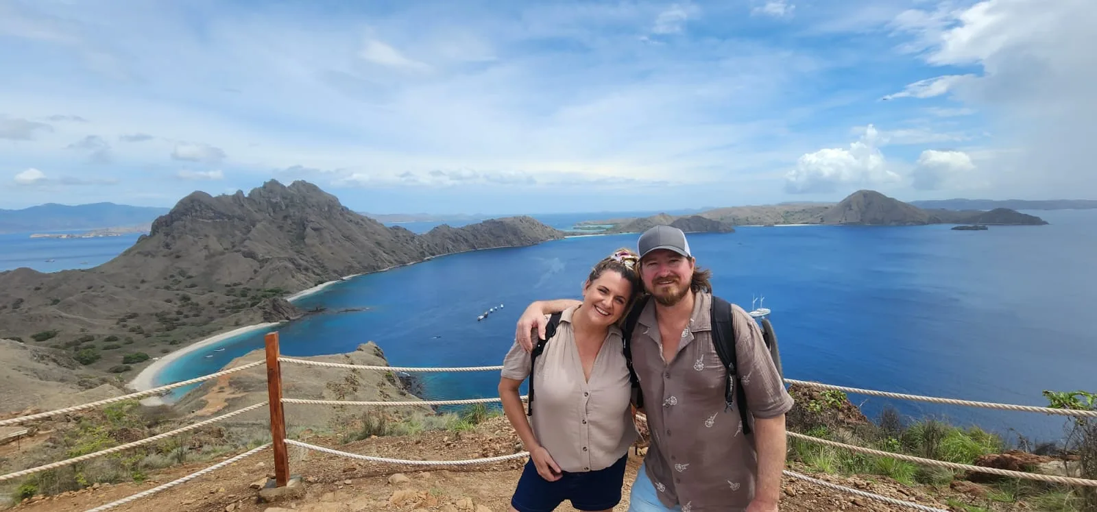 Travel Guides Brooke and Adam