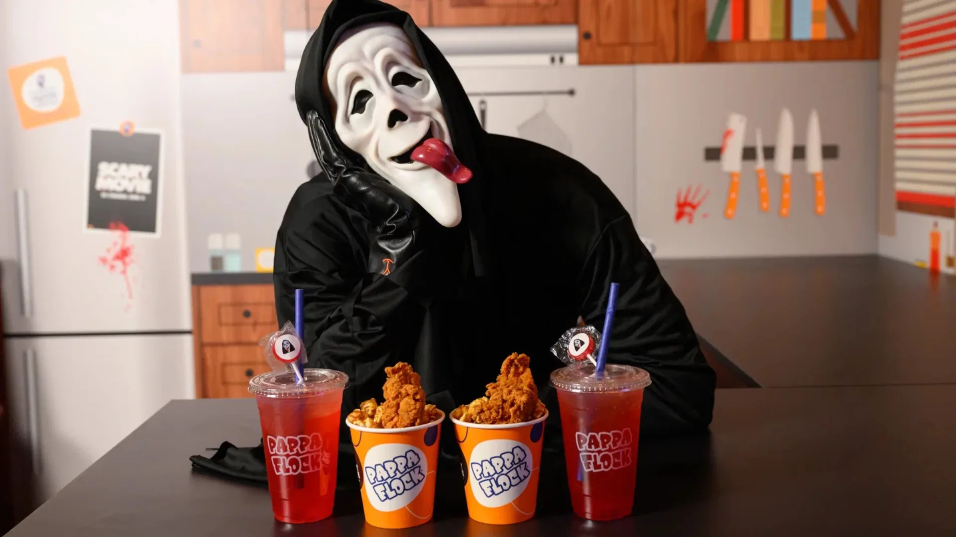 SCary Movie 6 and Pappa Flock 