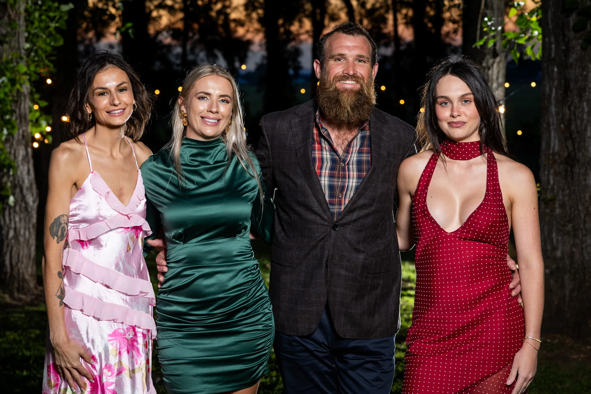 Farmer Wants A Wife Jason Poppy Logan Beth