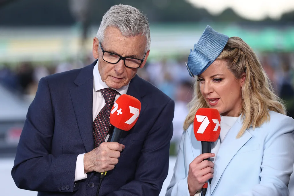 Bruce McAvaney and Lizzie Jeffs