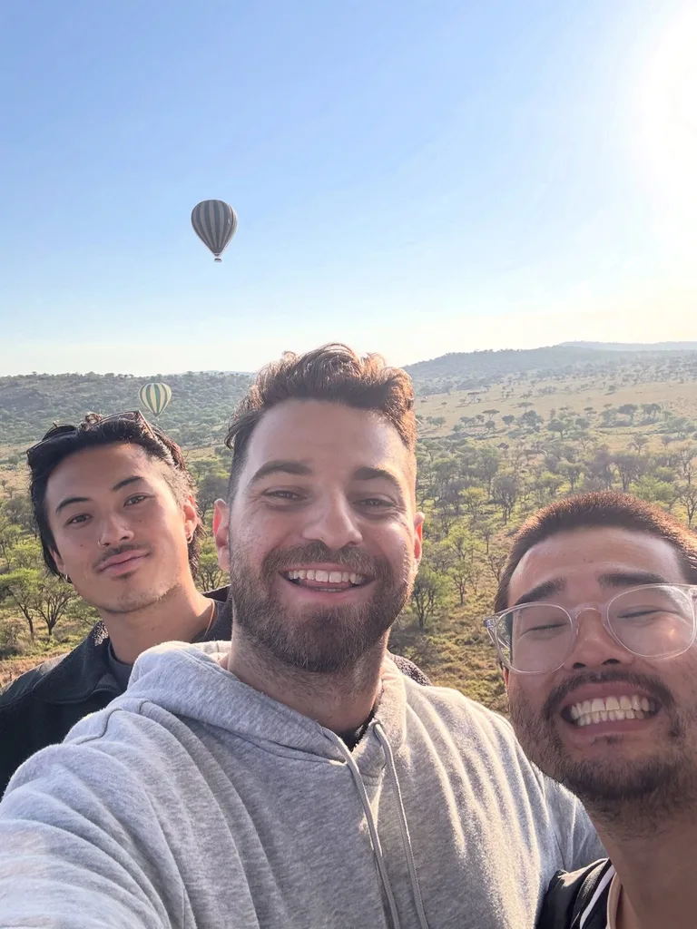 Teng, Dorian and Kev Travel Guides