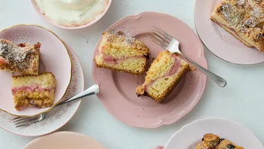 Strawberry and Rhubarb Crumble Slice