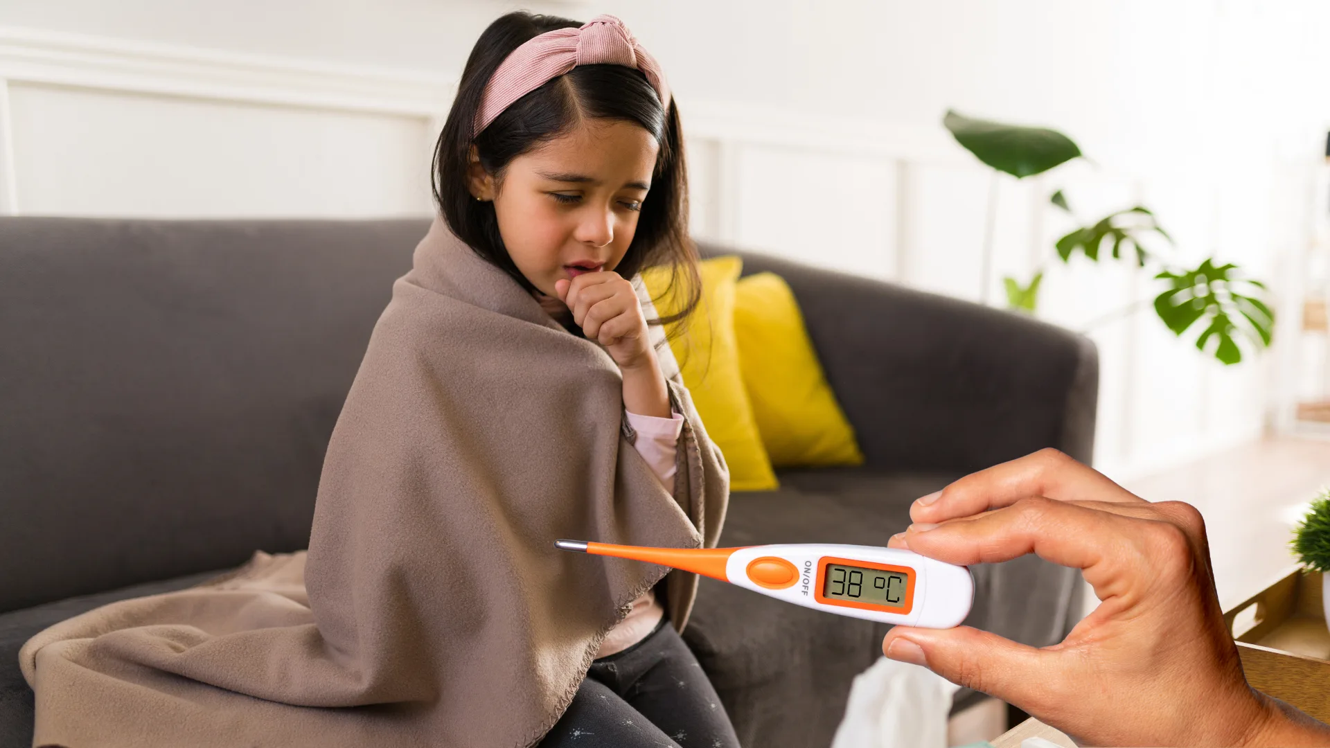 child with whooping cough symptoms