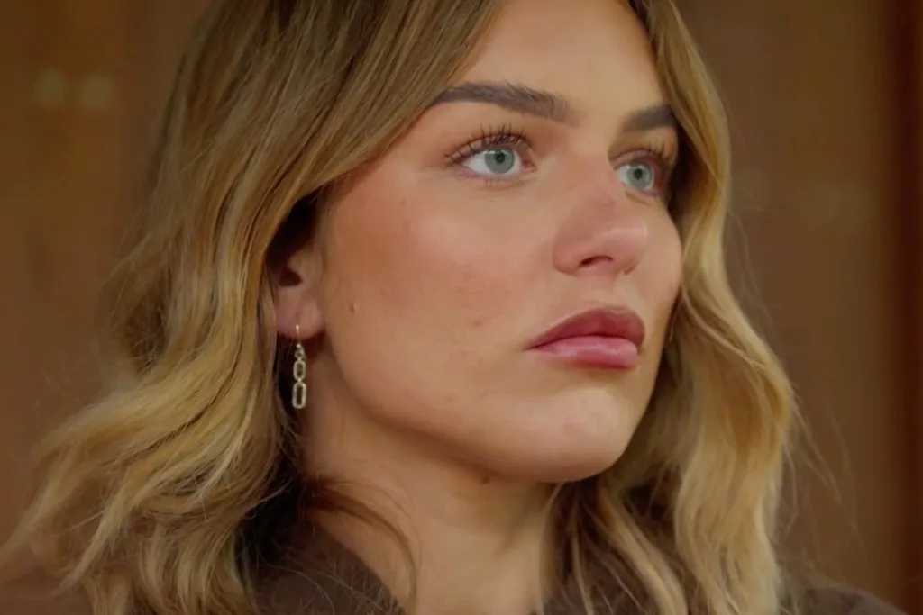 Farmer Wants A Wife Ally Dylan