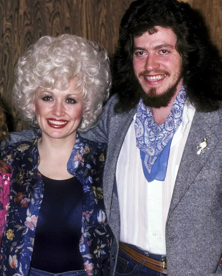 Dolly Parton Coy