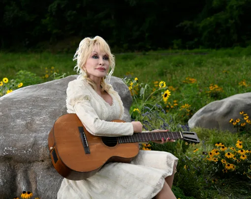 “The sun has dimmed”: Tributes flood in as Dolly Parton dies age 80