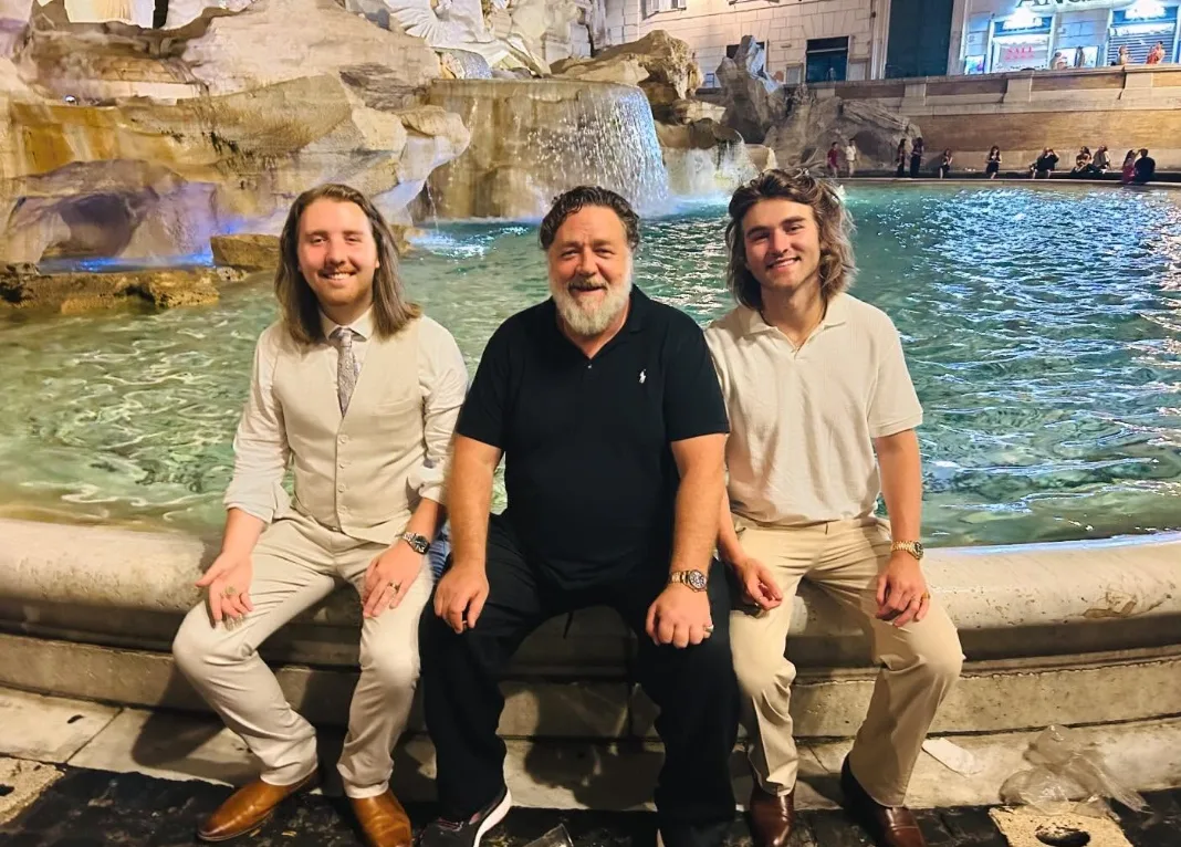 Russell Crowe sons Charles Tennyson