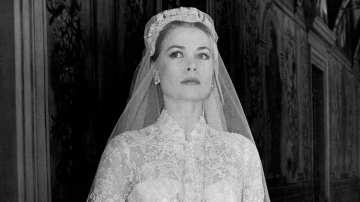 Secrets behind Grace Kelly’s wedding dress exposed