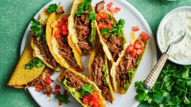 Cheesy Chipotle Beef Tacos