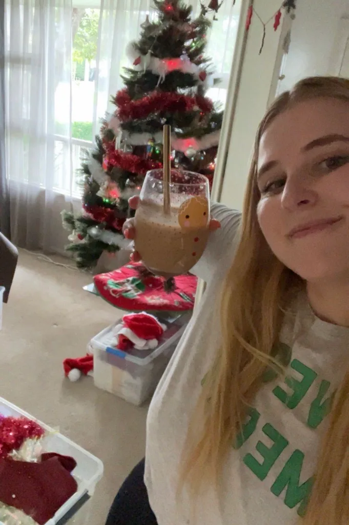 emma allcock decorating the christmas tree