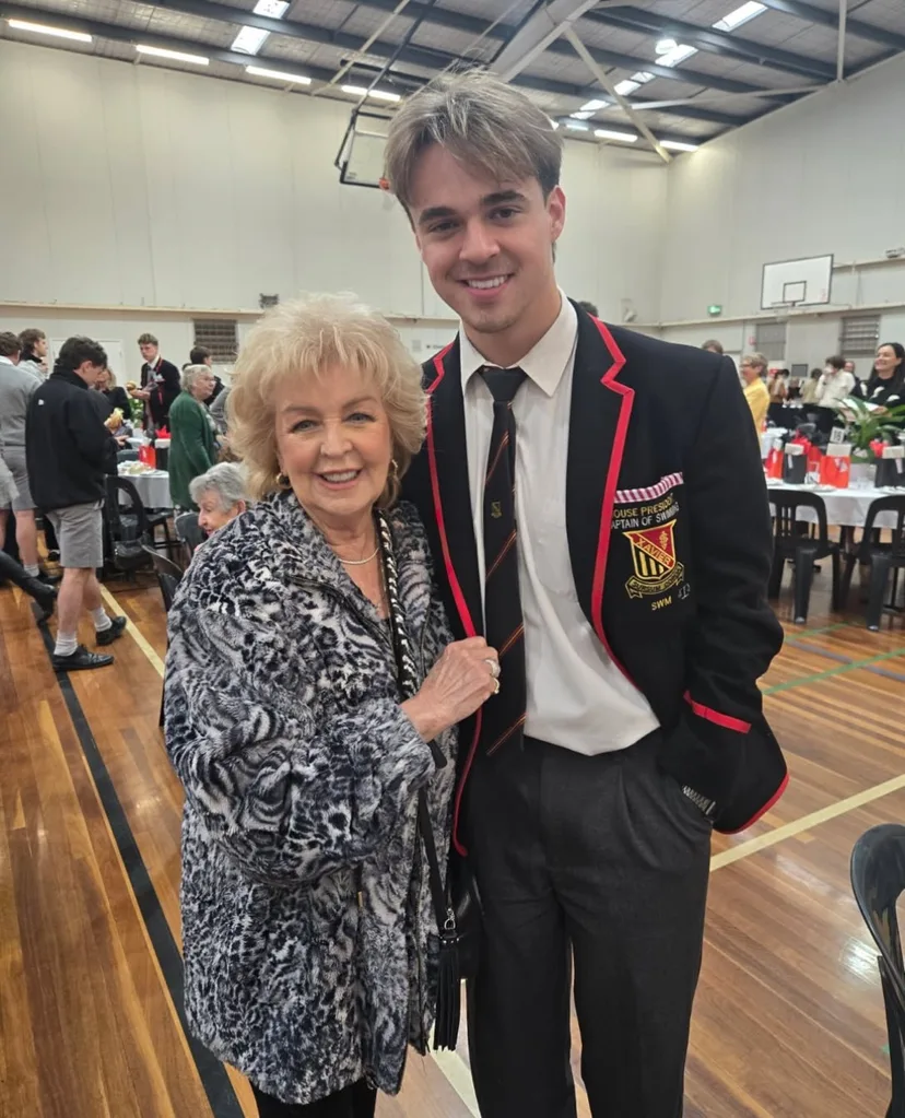 Patti Newton son Sam