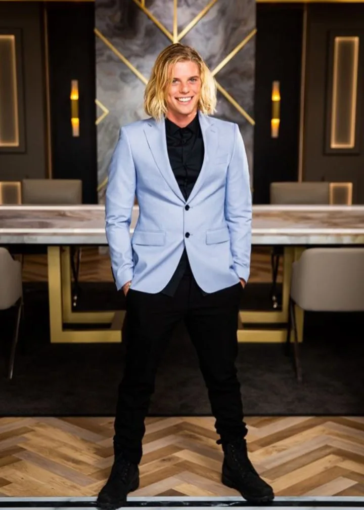 celebrity apprentice alex hayes