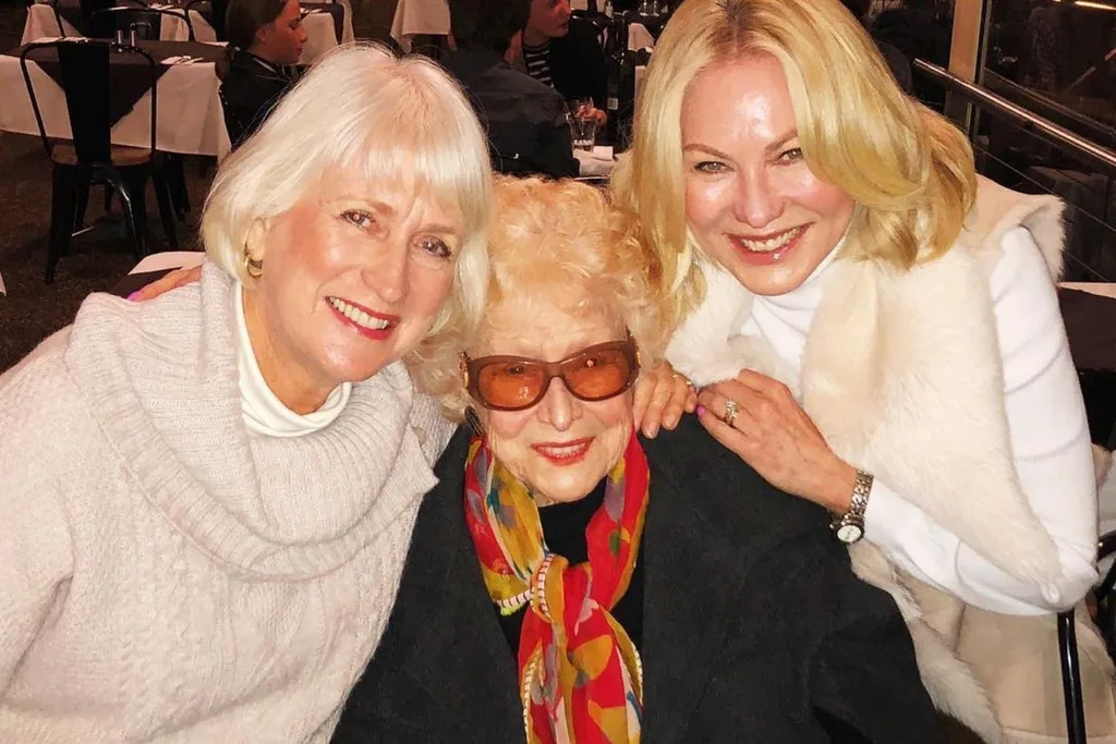 kerri anne kennerley mother