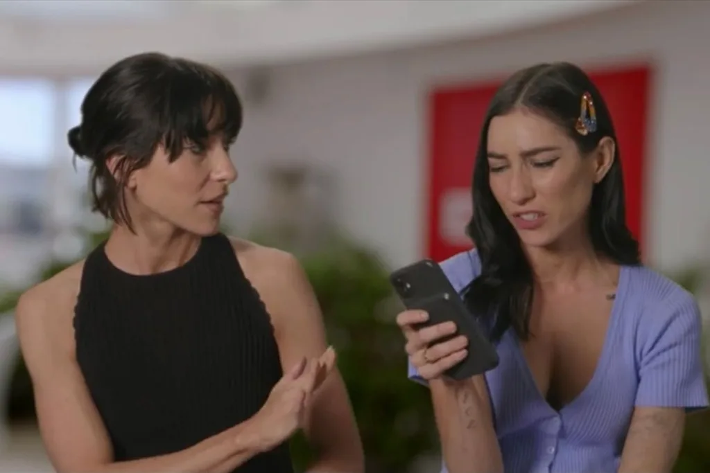celebrity apprentice the veronicas fight