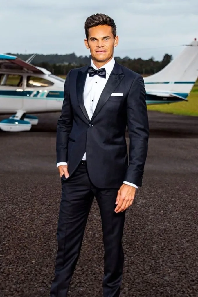 bachelor-australia-jimmy-nicholson