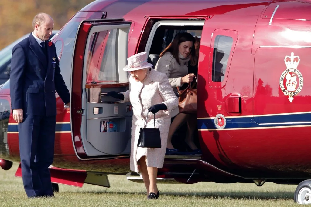 queen helicopter scotland