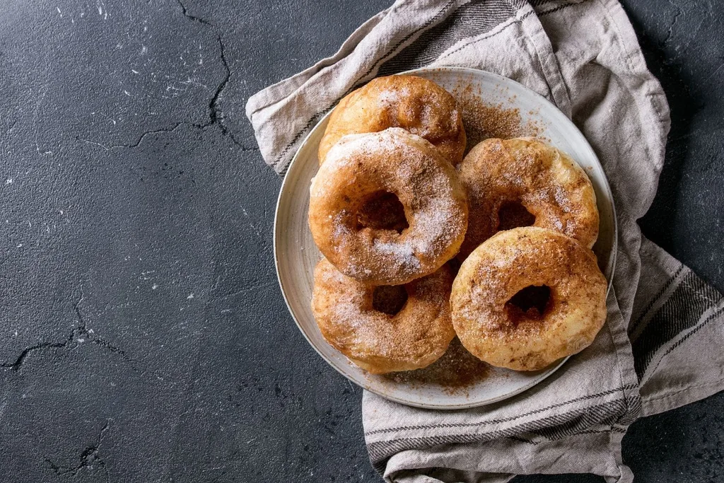 cinnamon doughnuts