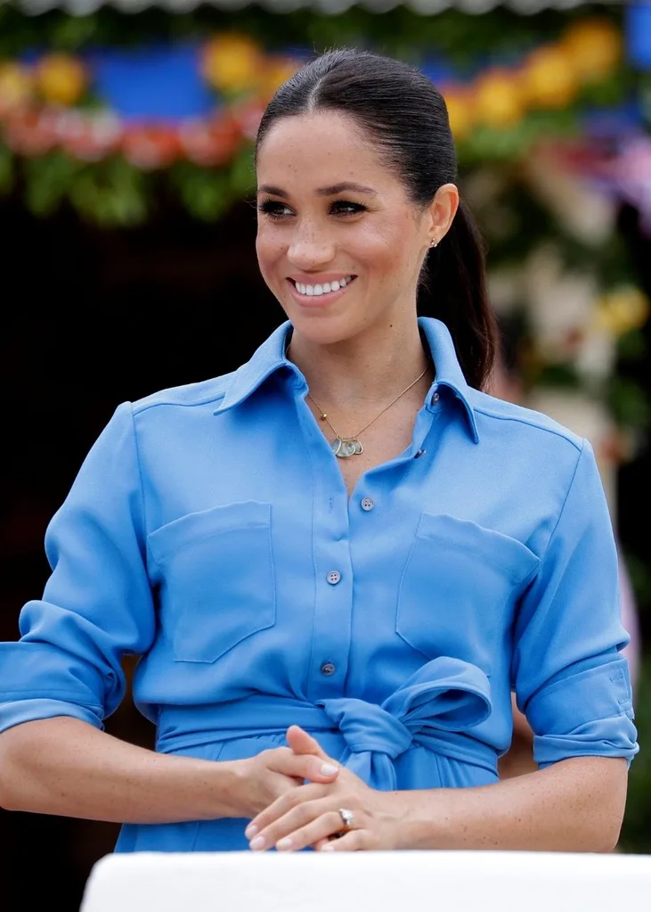 meghan markle blue dress