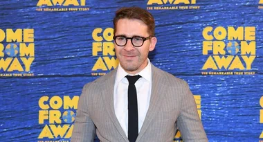 Hugh Sheridan comes out as non-binary in emotional message
