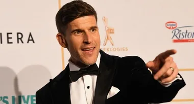 Osher Gunsberg unleashes in emotional lockdown post