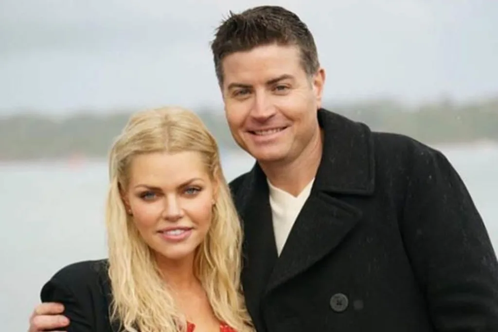 sophie-monk-stu-laundy