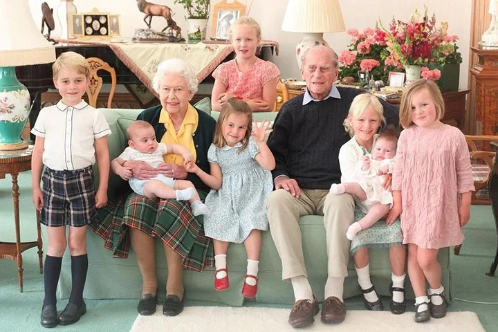The Queen and her great grandchildren