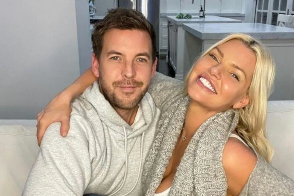 sophie-monk-joshua-gross