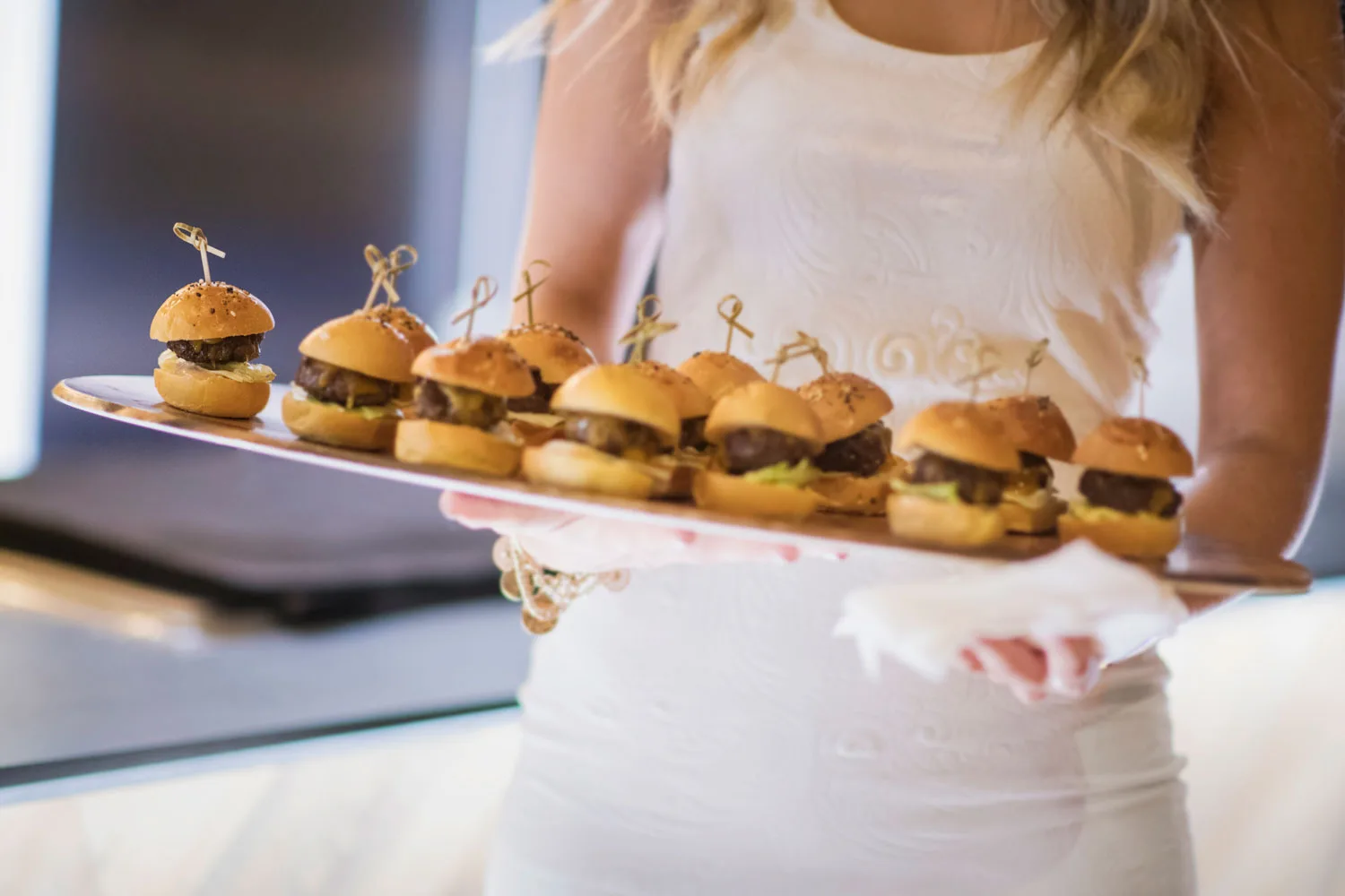 20 Party Food Ideas for Adults On A Budget: Finger Foods & More | New Idea