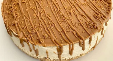 The Lotus Biscoff Cheesecake that everyone is obsessed with right now