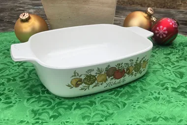 New warning over vintage Corningware casserole dish