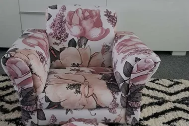 NEW! Kmart Mums are now reupholstering FURNITURE using a $17 doona cover