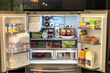 This Kmart Mum’s $4 FRIDGE MAKEOVER is the stuff dreams are made of