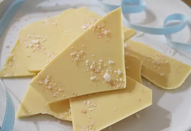 Make cheat’s Caramilk chocolate in 6 steps