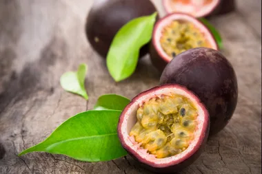 How to Grow Passionfruit: Tips for Passionfruit Vine Care