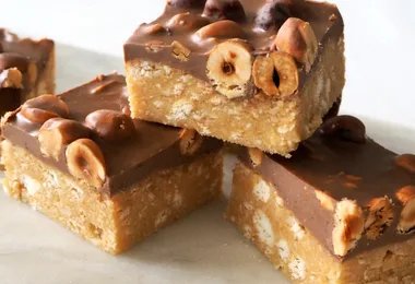 Melt-and-Mix Hazelnut Slice
