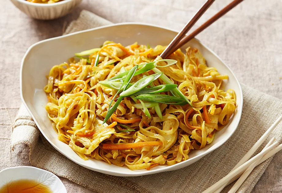 Fried curried chicken noodles recipe | New Idea