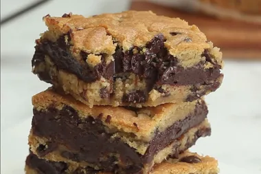 Chocolate Fudge Stuffed Choc Chip Cookie Slice