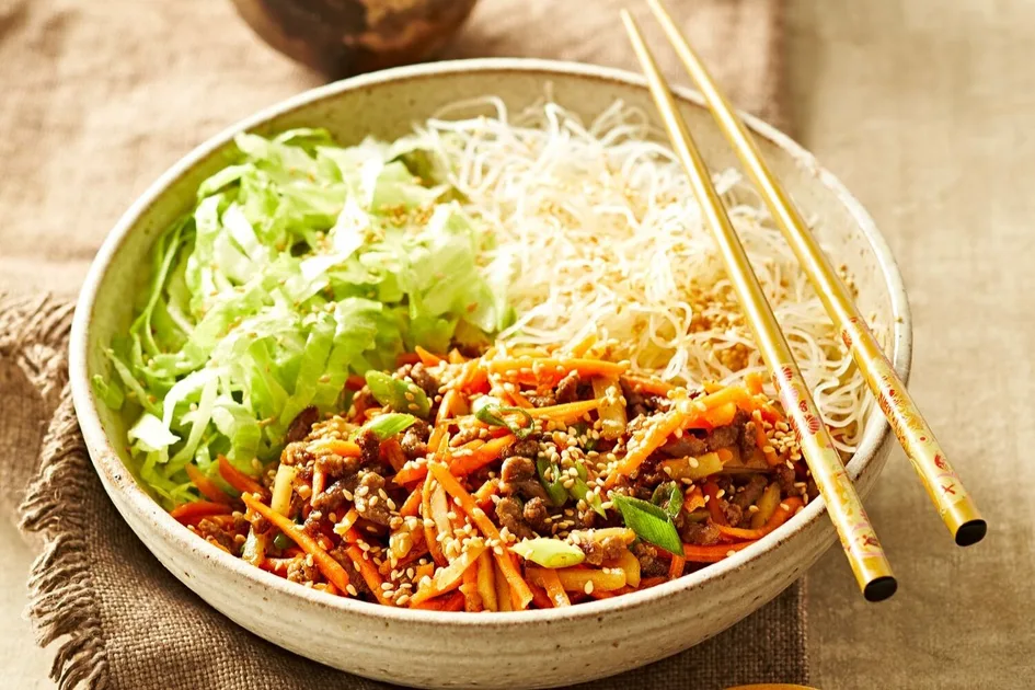 San Choy Bow Noodle Bowls Recipe | New Idea