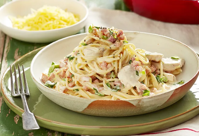 Creamy chicken and bacon spaghetti