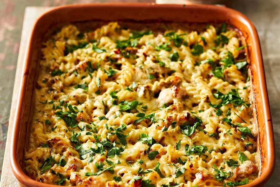 Chicken and Bacon Pasta Bake Recipe | New Idea