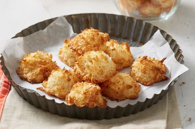 3-Ingredient Chewy Coconut Macaroons