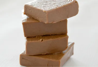 2-Ingredient Chocolate Fudge