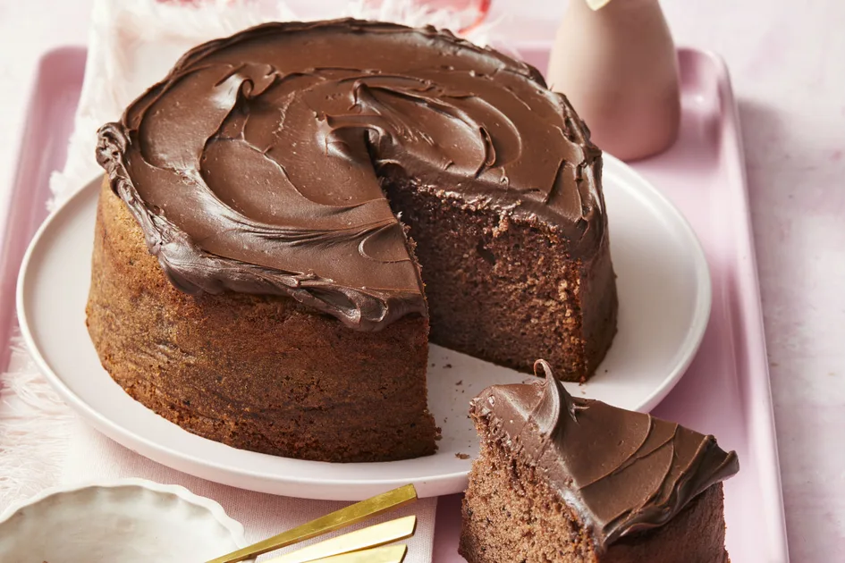 Best Ever 4-Ingredient Chocolate Cake Recipe | New Idea