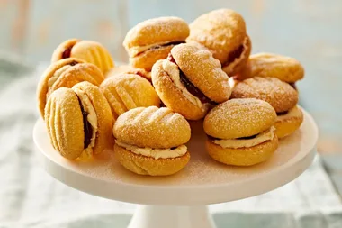 Devonshire Custard Creams