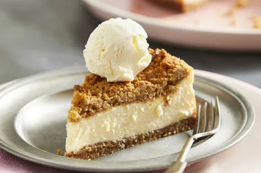 Honey Cinnamon Streusel Ricotta Cheesecake