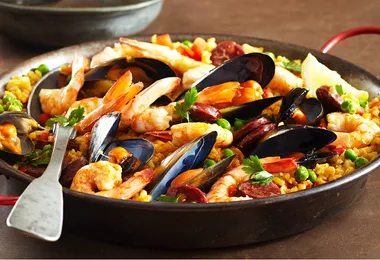 Seafood & chorizo paella