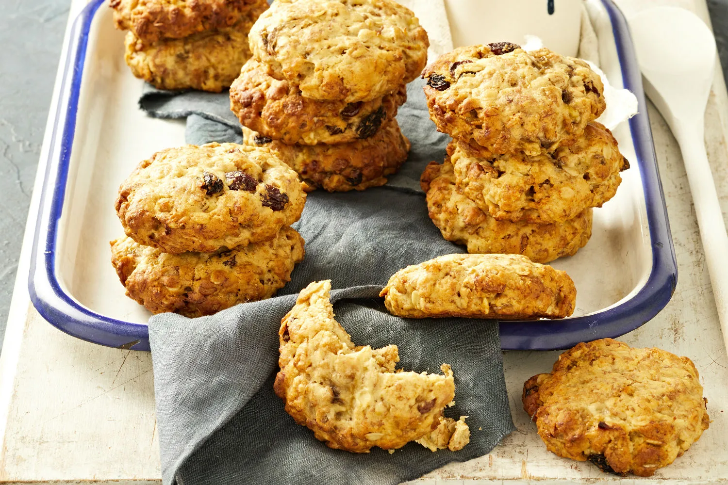 5-Ingredient Chewy Banana Cereal Cookies